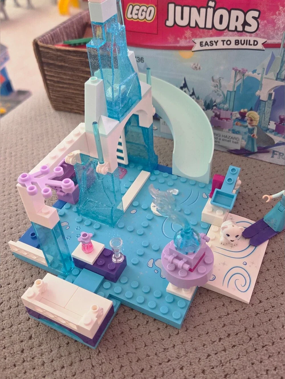 Lego 10736 Juniors Anna Elsa's Frozen Playground W/ Instructions 93% complete